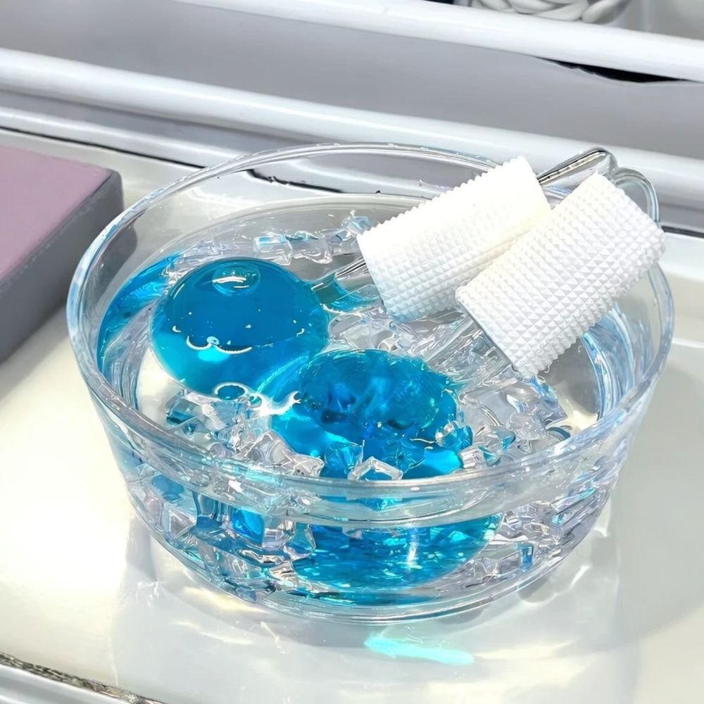 Face Ice Roller Puffiness - Bola Es untuk Pijat Wajah, Alat